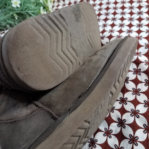 Uggs Boot - Picture 3 of 5